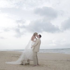 Meet your Posher, Suzanne